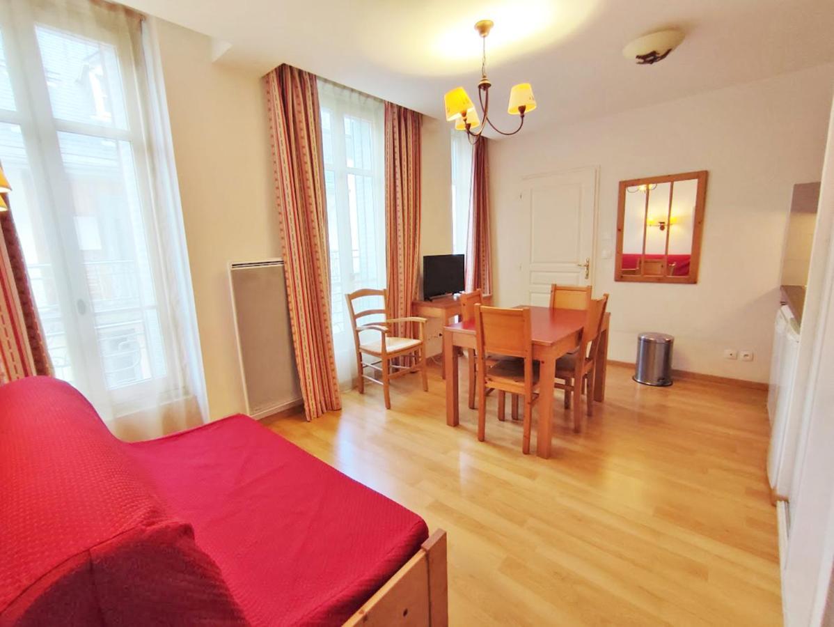 La Petite Ourse, T2, Centre Luchon, Wifi, Casier A Skis, Ascenseur, 4 Personnes Bagneres-de-Luchon Ngoại thất bức ảnh